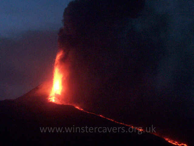 Fire fountain by night, Mount Etna - 2007