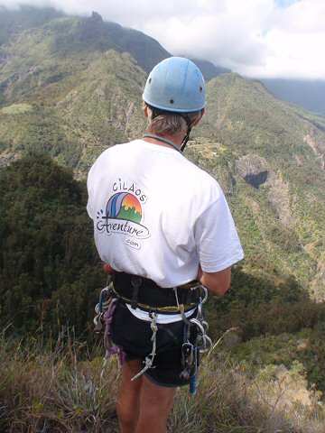 The return route from the Fluers Jaunes canyon in La Reunion