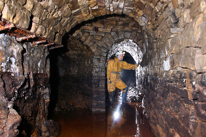 Double arching in Middlecleugh Mine.