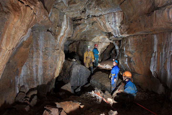 Cave passage in Water Icicle Close extensions